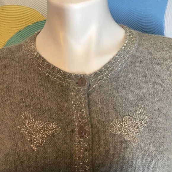Urban Works glass beaded Angora gray sweater size 2X - Picture 2 of 7